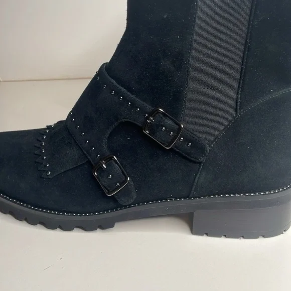 Vaneli M black suede leather kiltie ankle boot with silver toned studs, size 8N - Picture 5 of 11